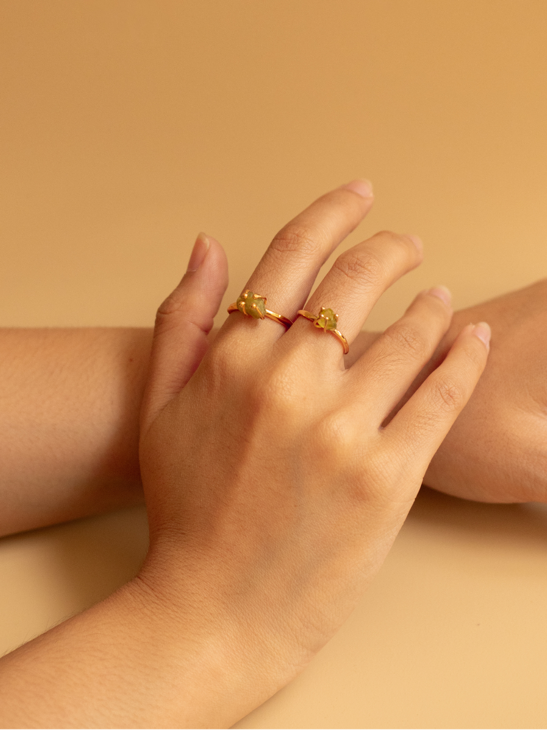 Bumi Ring - Petite Peridot