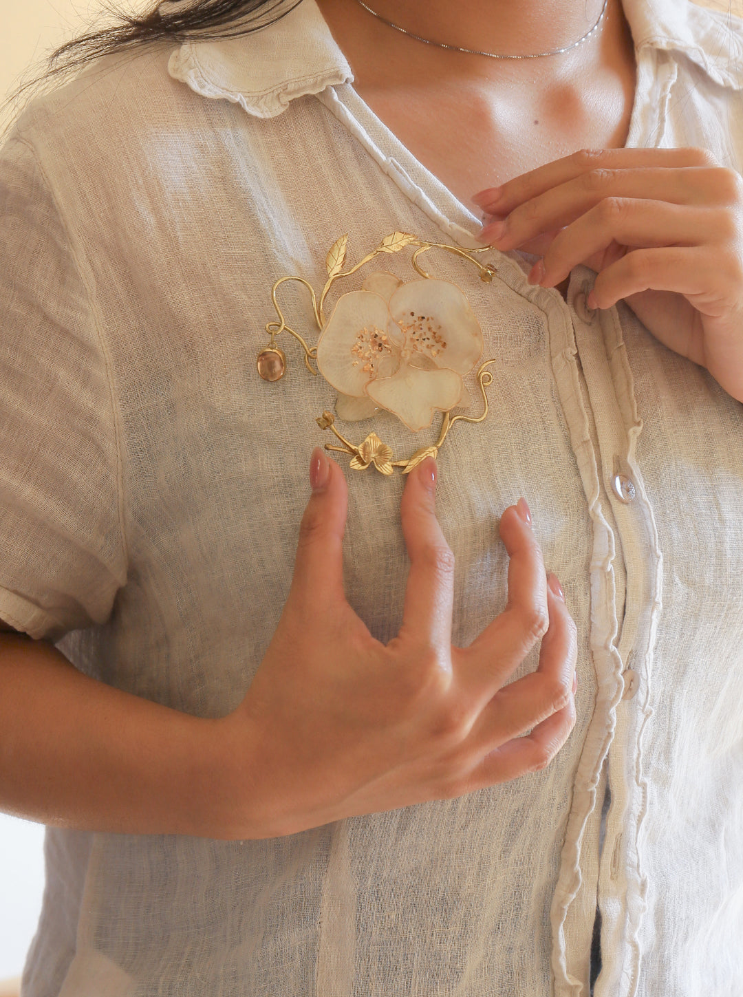 Rekah Brooch