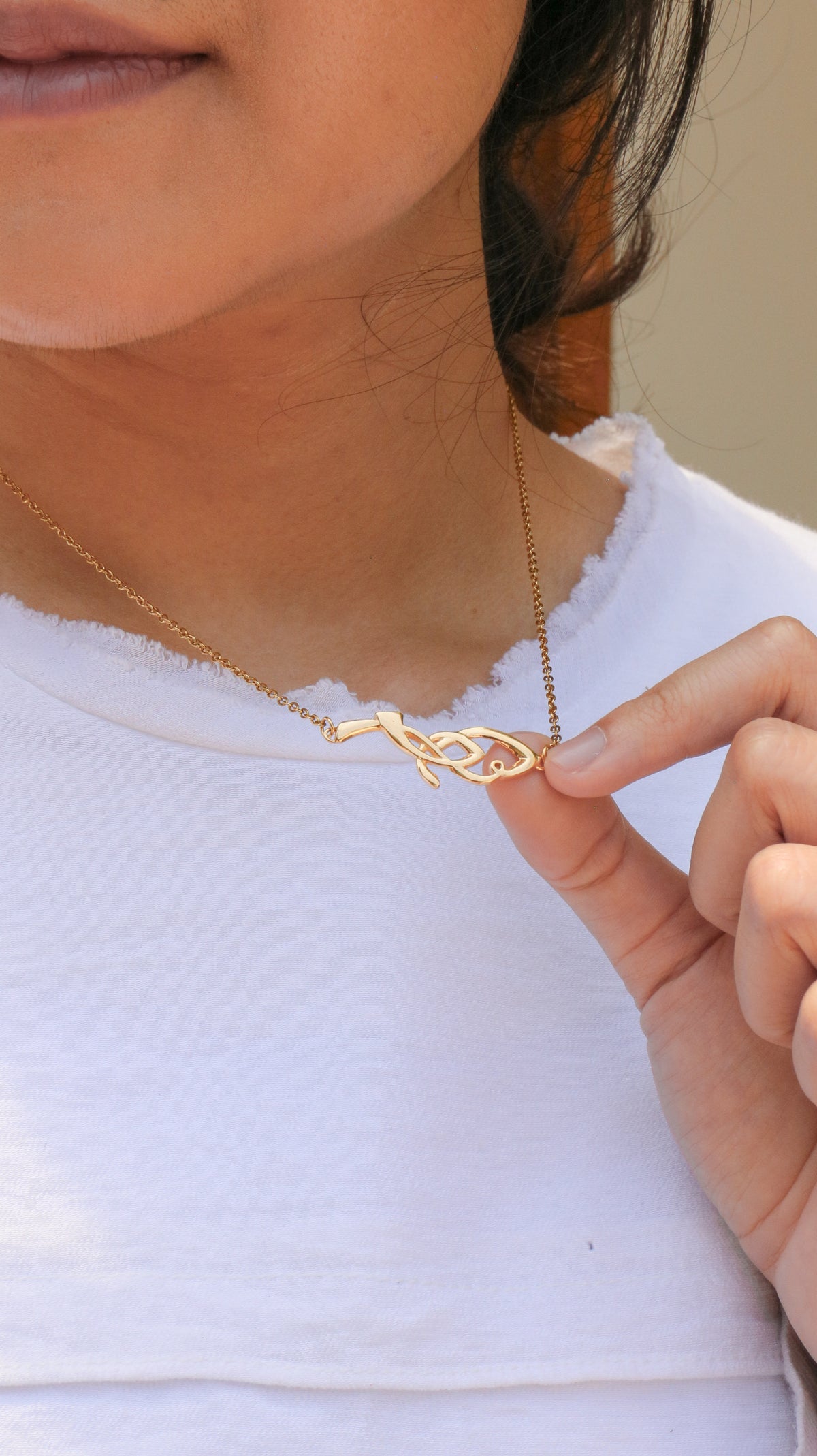 Seroja Pendant Necklace