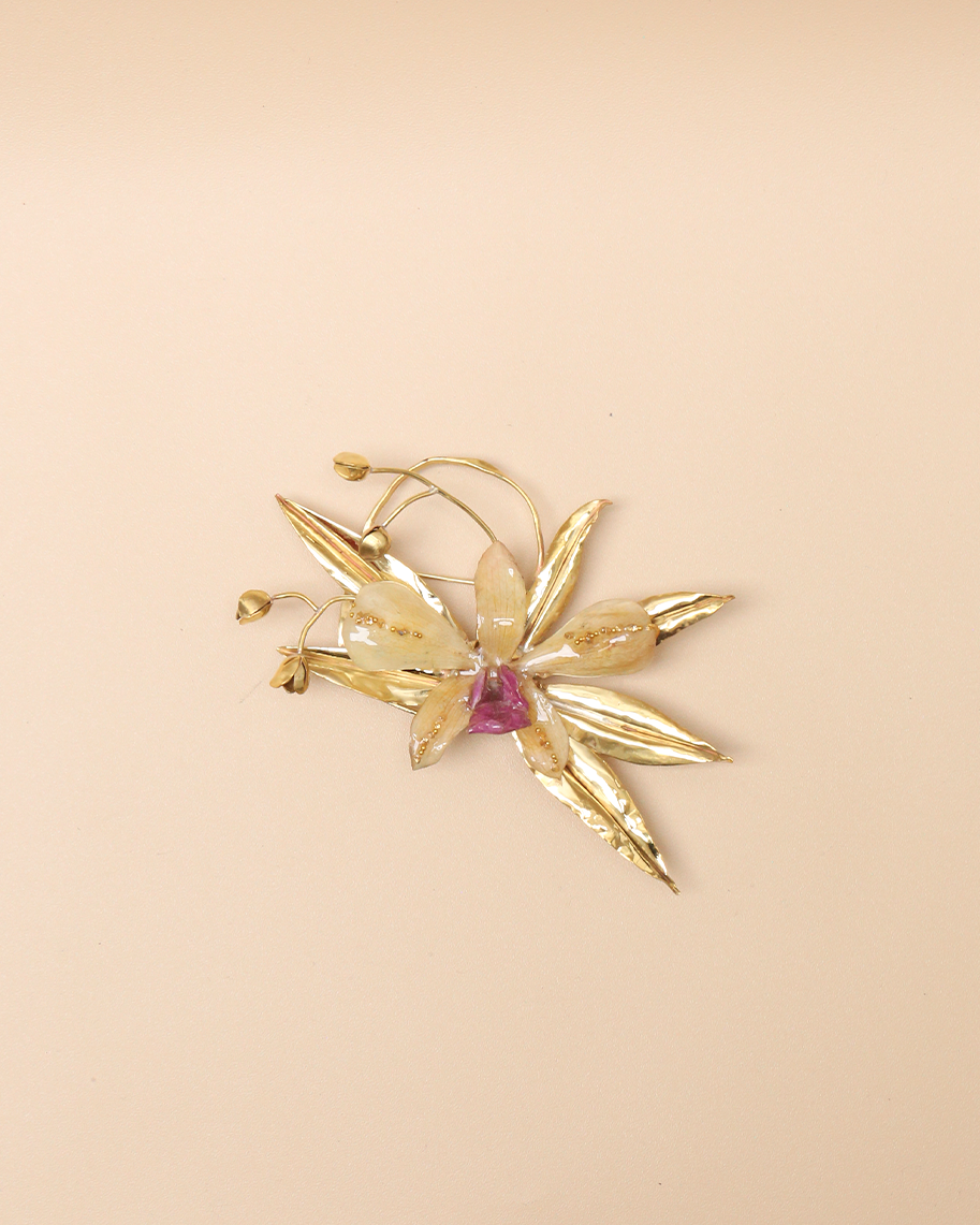 Rona Puspa Brooch