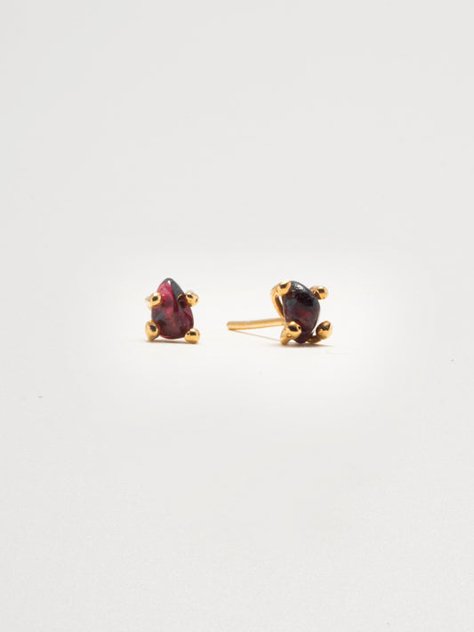 Bumi Studs Red Garnet