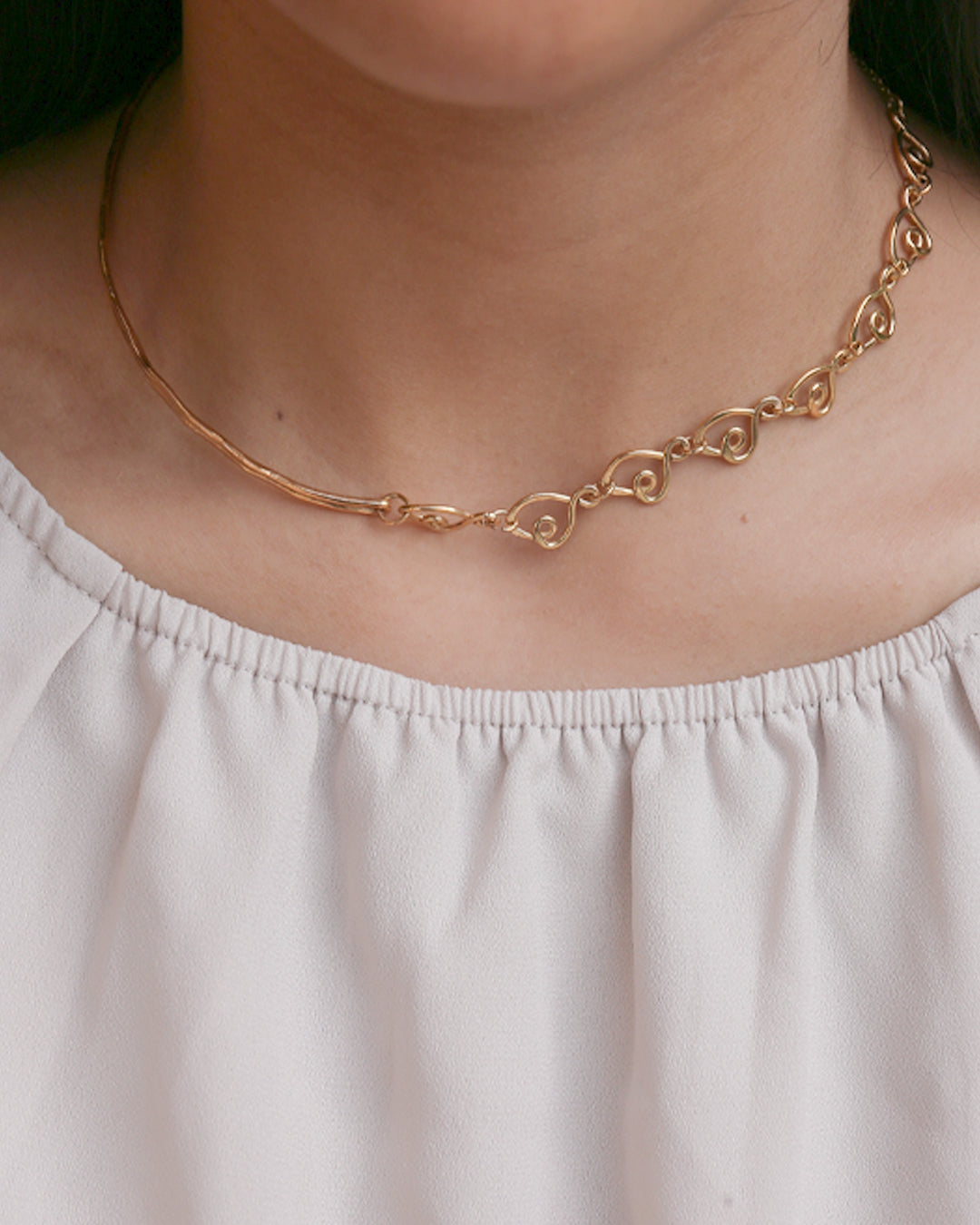 Seroja Chain Necklace